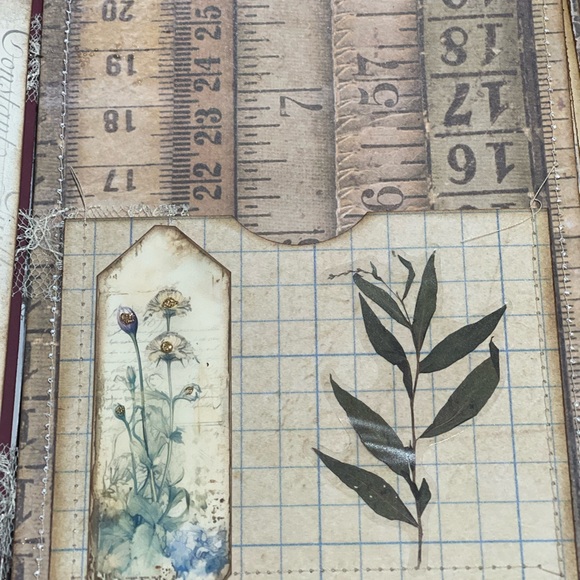 Junk journal - Picture 7 of 12